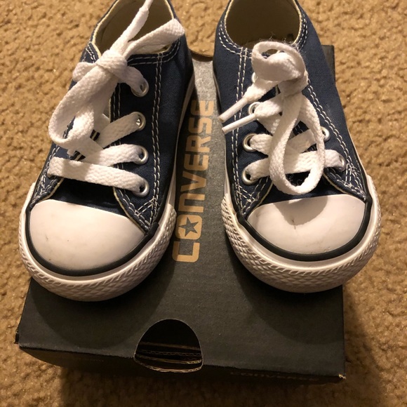Infant/Toddler Navy Blue Converse - Picture 2 of 5